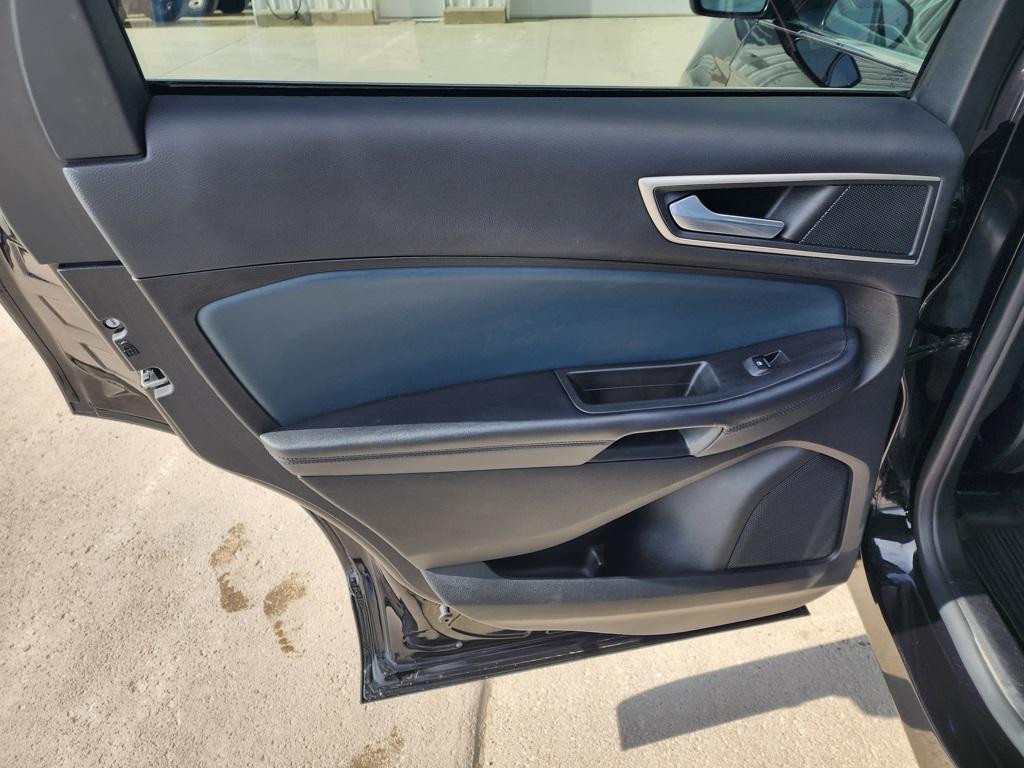 used 2022 Ford Edge car, priced at $25,500