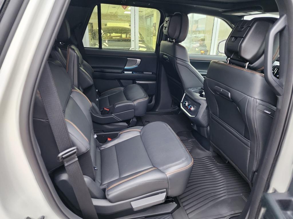 new 2026 Ford Expedition car, priced at $85,730