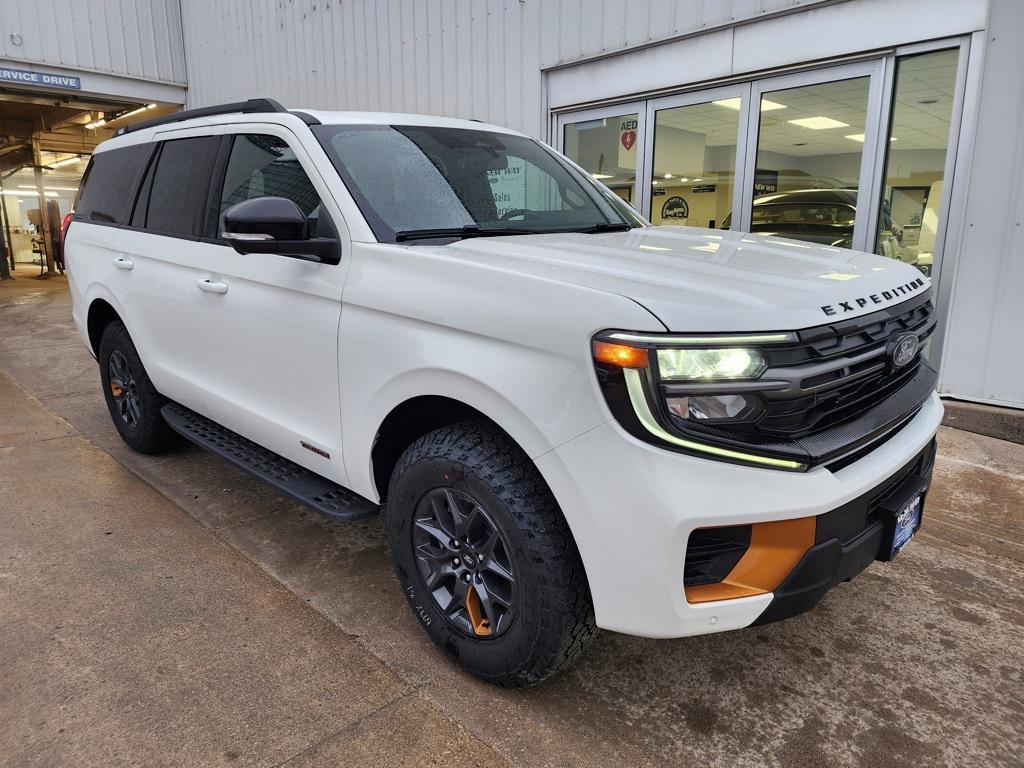 new 2026 Ford Expedition car, priced at $85,730