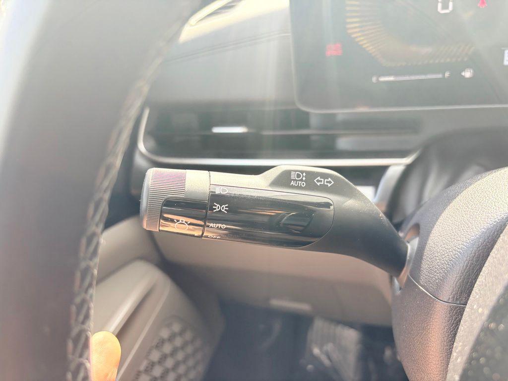 used 2025 Kia Carnival car, priced at $34,080