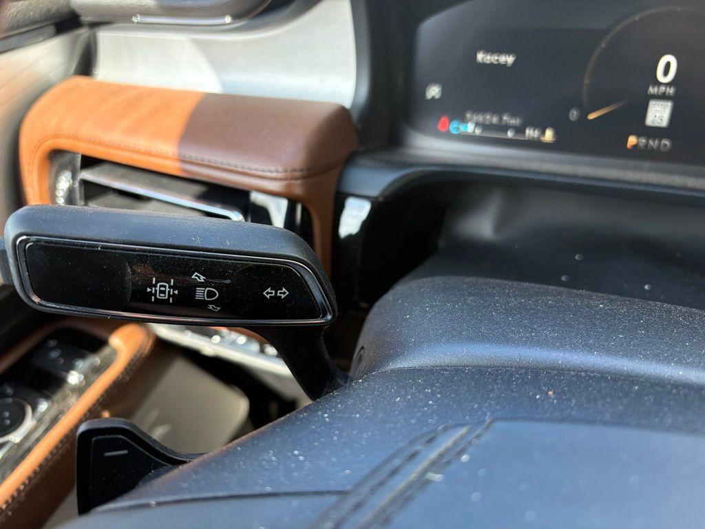 used 2024 Lincoln Aviator car, priced at $48,080