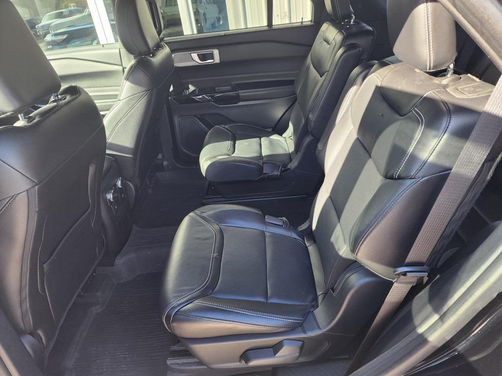 used 2022 Ford Explorer car, priced at $33,900