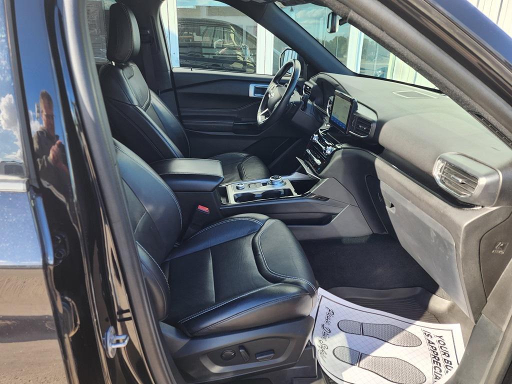 used 2022 Ford Explorer car, priced at $33,900