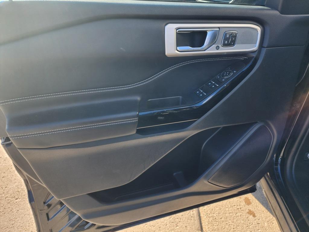 used 2022 Ford Explorer car, priced at $33,900