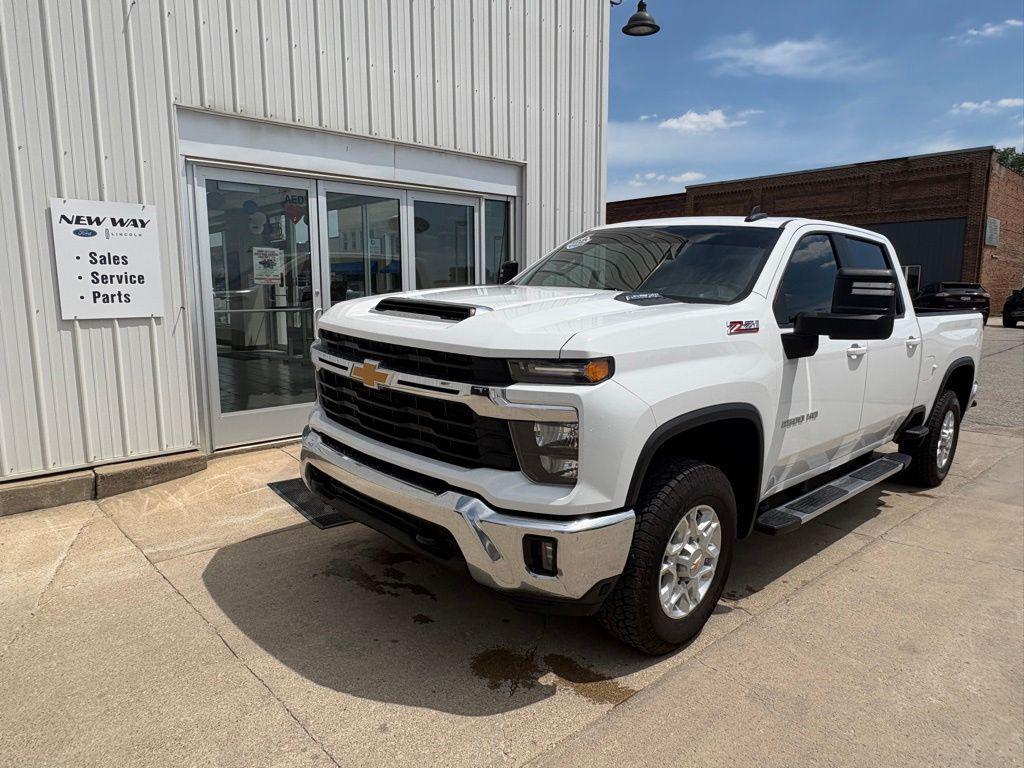 used 2024 Chevrolet Silverado 2500 car, priced at $49,080