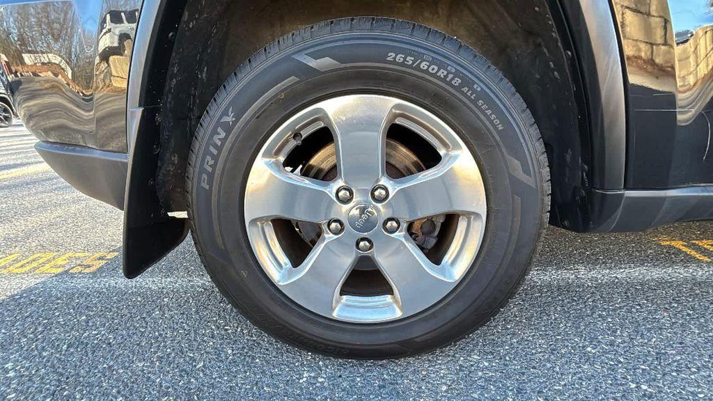used 2013 Jeep Grand Cherokee car, priced at $12,428