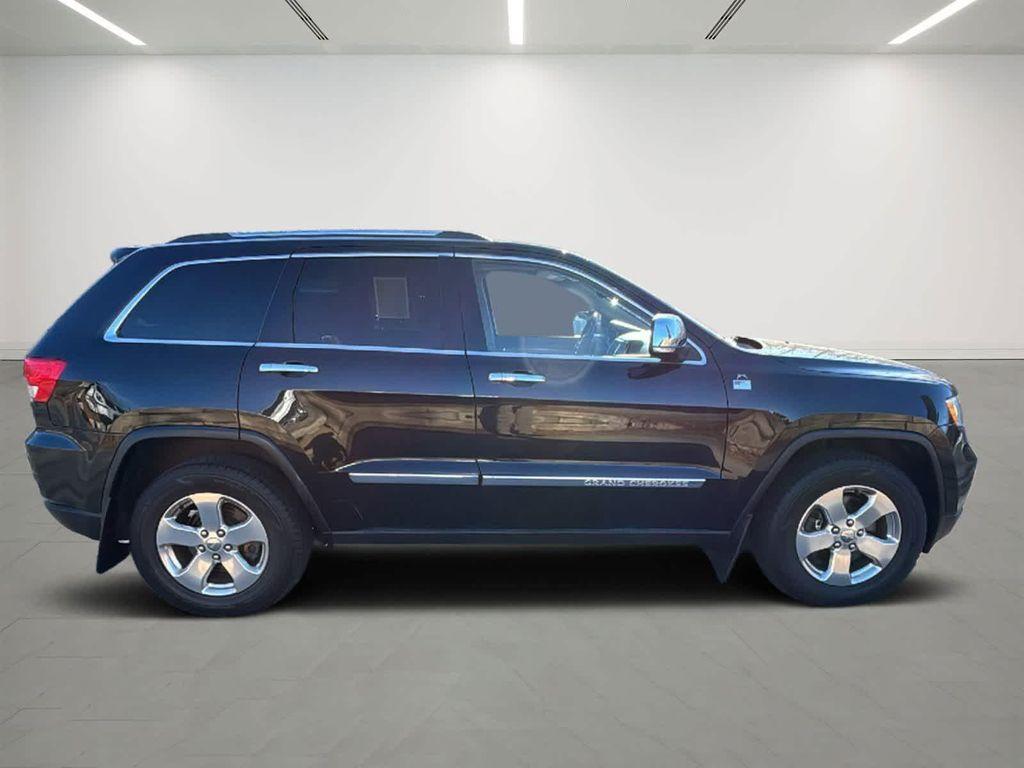 used 2013 Jeep Grand Cherokee car, priced at $12,428