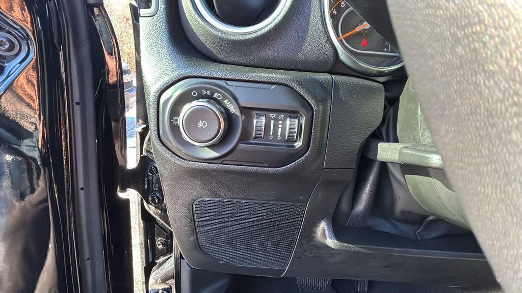 used 2022 Jeep Wrangler Unlimited car, priced at $33,977