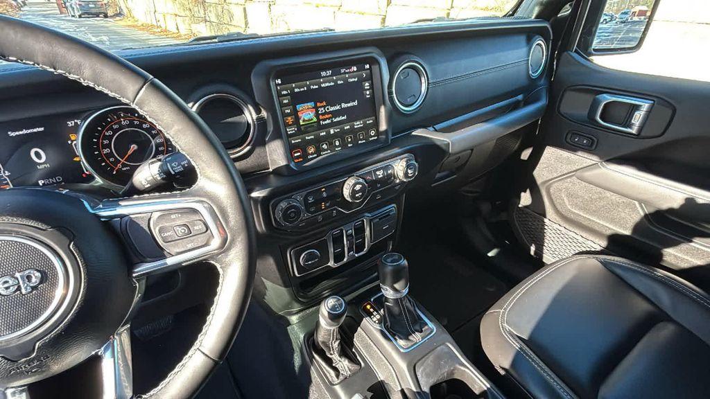 used 2022 Jeep Wrangler Unlimited car, priced at $33,977