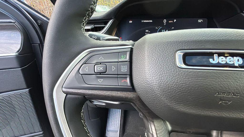 new 2025 Jeep Grand Cherokee car, priced at $51,284