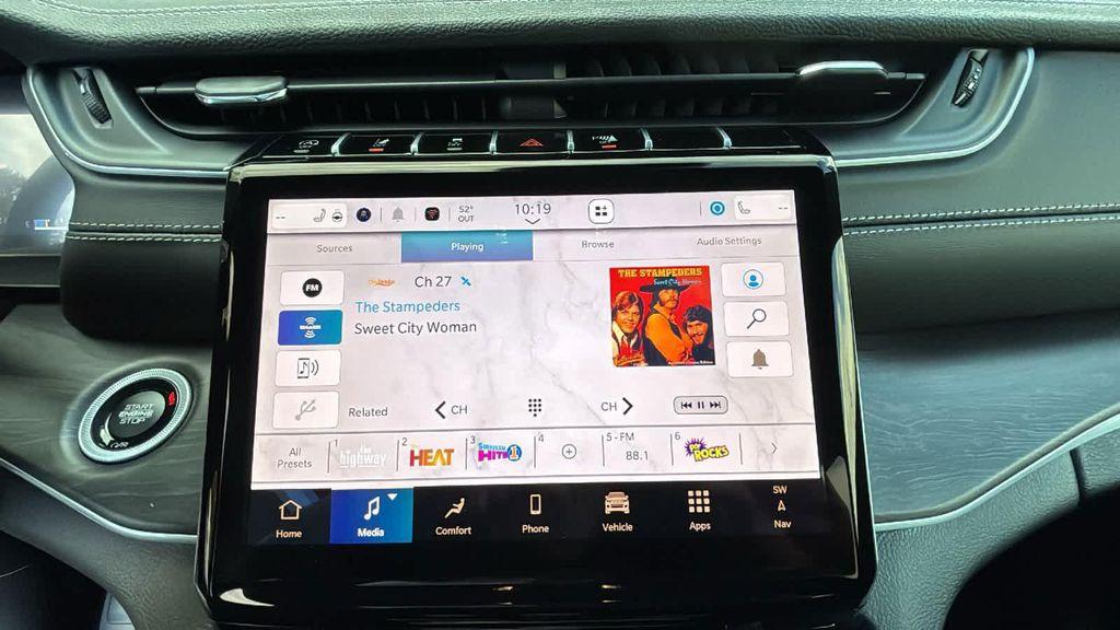 new 2025 Jeep Grand Cherokee car, priced at $51,284