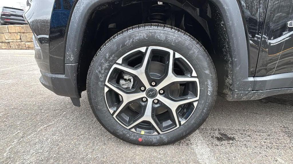 new 2026 Jeep Compass car, priced at $36,324