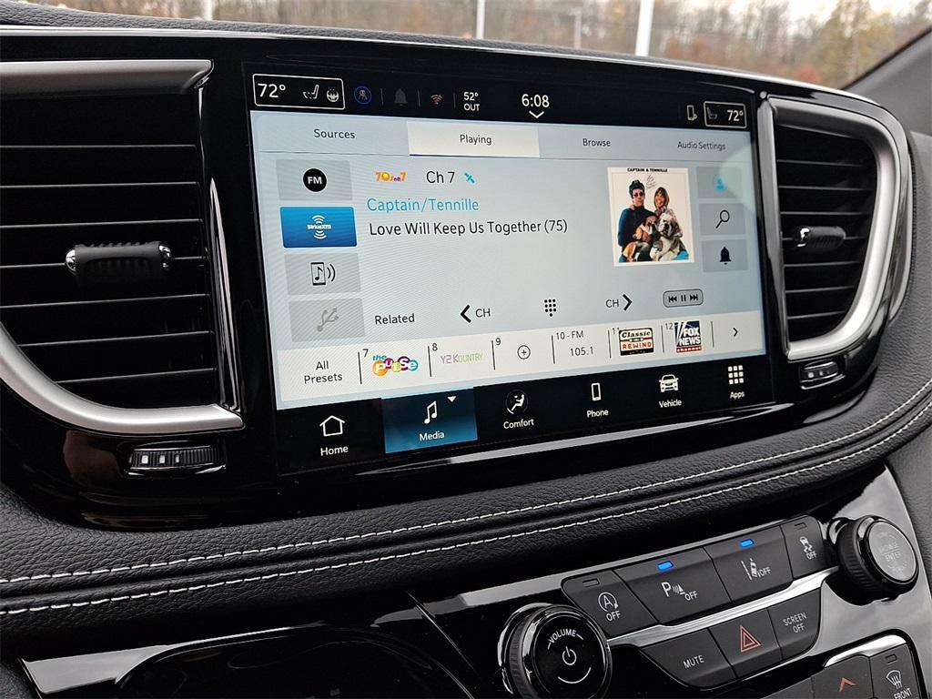 new 2026 Chrysler Pacifica car