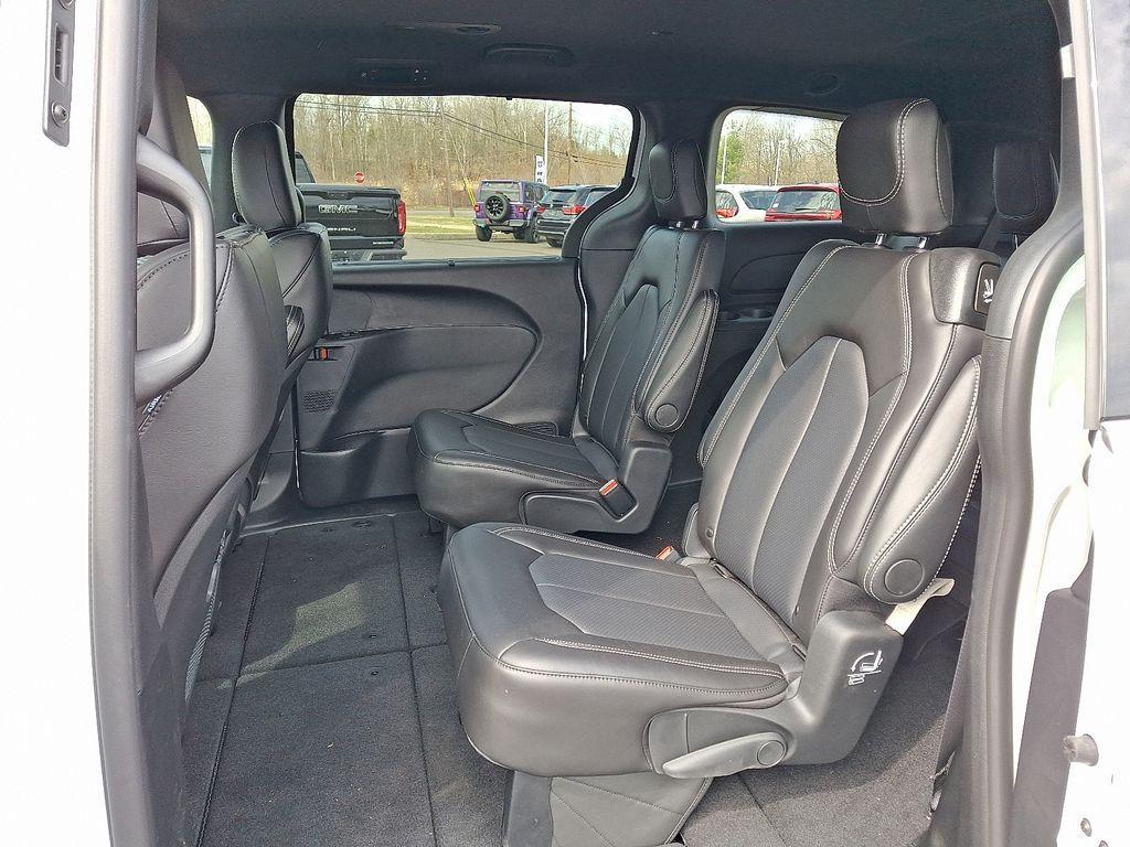 new 2026 Chrysler Voyager car