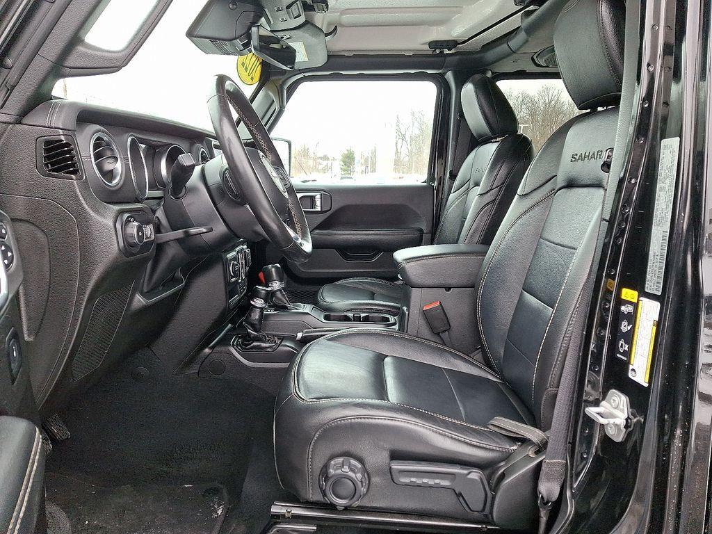 used 2022 Jeep Wrangler Unlimited car, priced at $32,900