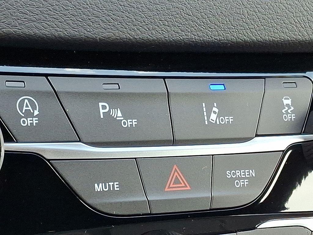 new 2026 Chrysler Voyager car