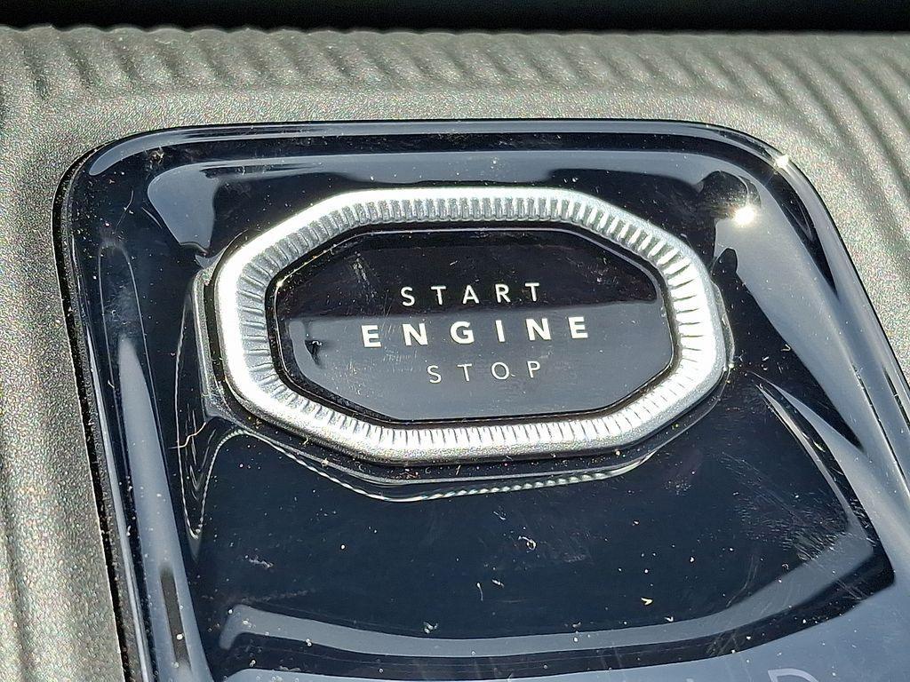new 2026 Jeep Cherokee car, priced at $41,506