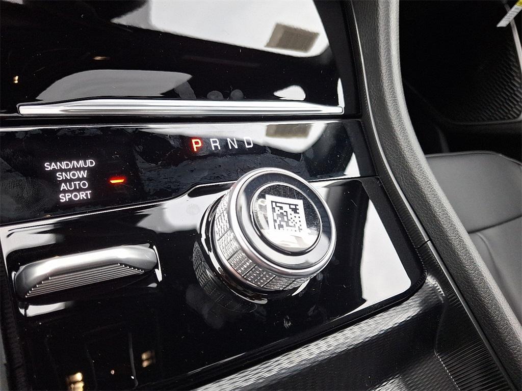 new 2025 Jeep Grand Cherokee L car, priced at $52,398