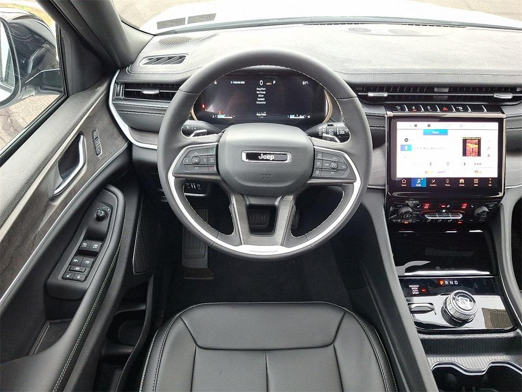 new 2025 Jeep Grand Cherokee L car, priced at $52,398