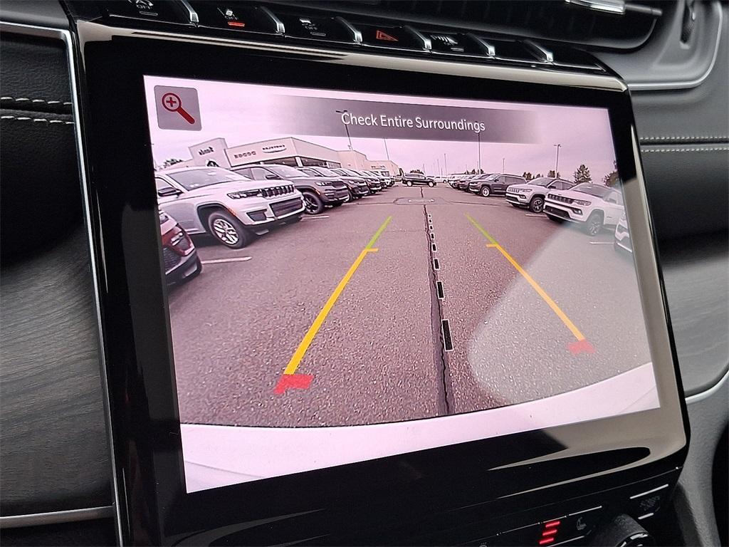 new 2025 Jeep Grand Cherokee L car, priced at $52,398