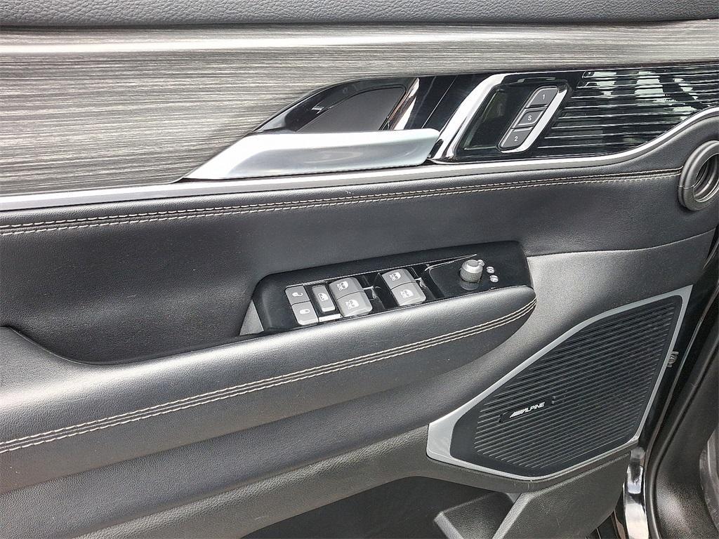 used 2024 Jeep Wagoneer car, priced at $47,988