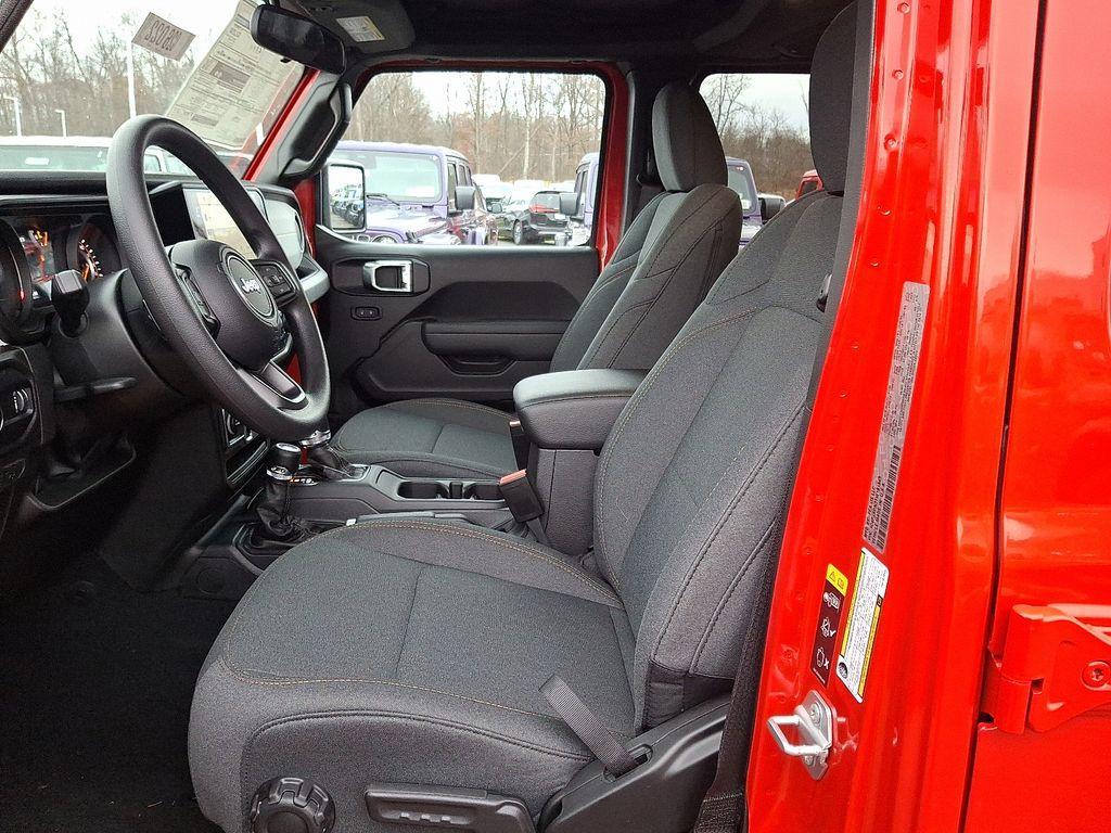new 2026 Jeep Wrangler car, priced at $41,092