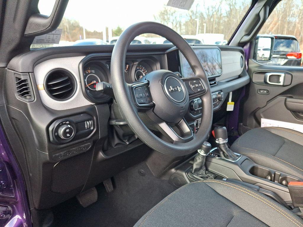 new 2026 Jeep Gladiator car, priced at $39,996