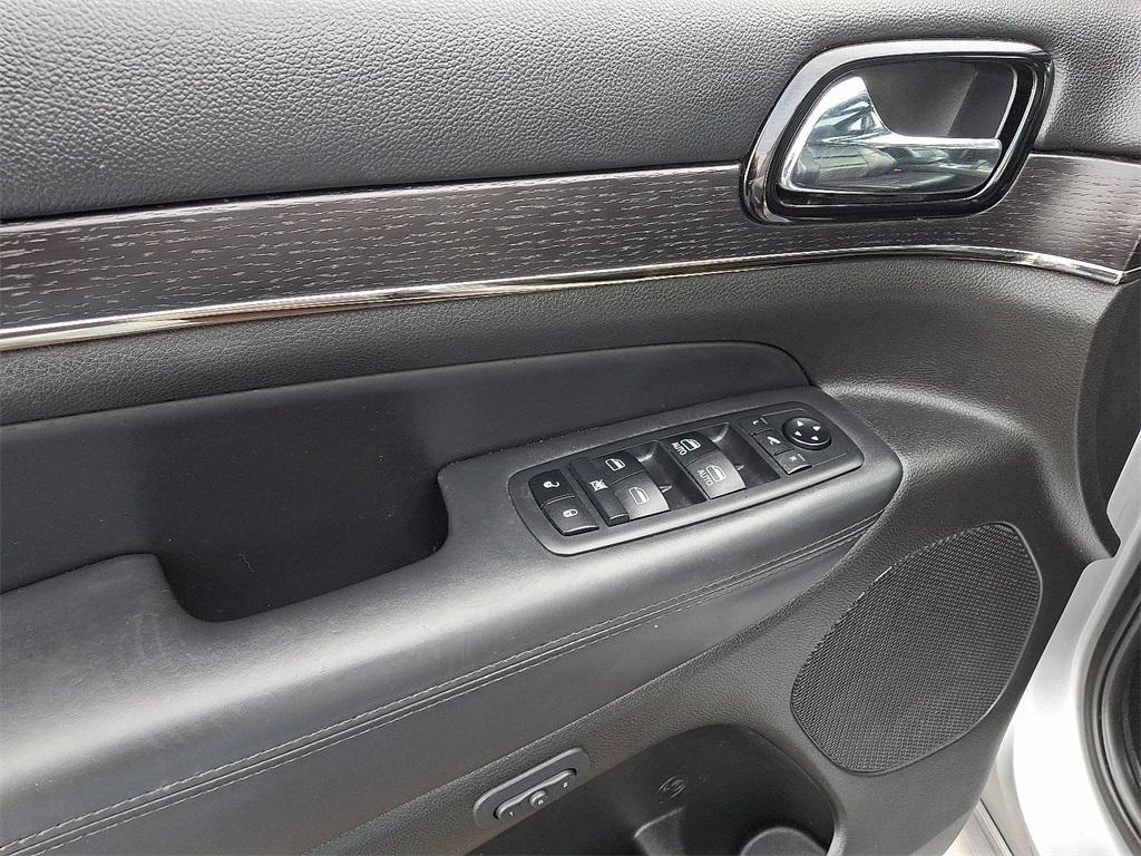 used 2019 Jeep Grand Cherokee car, priced at $21,999