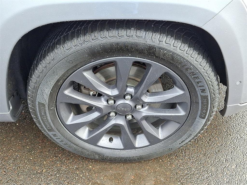 used 2019 Jeep Grand Cherokee car, priced at $21,999