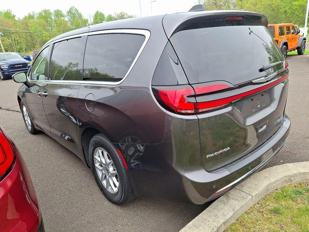 used 2023 Chrysler Pacifica car, priced at $25,966