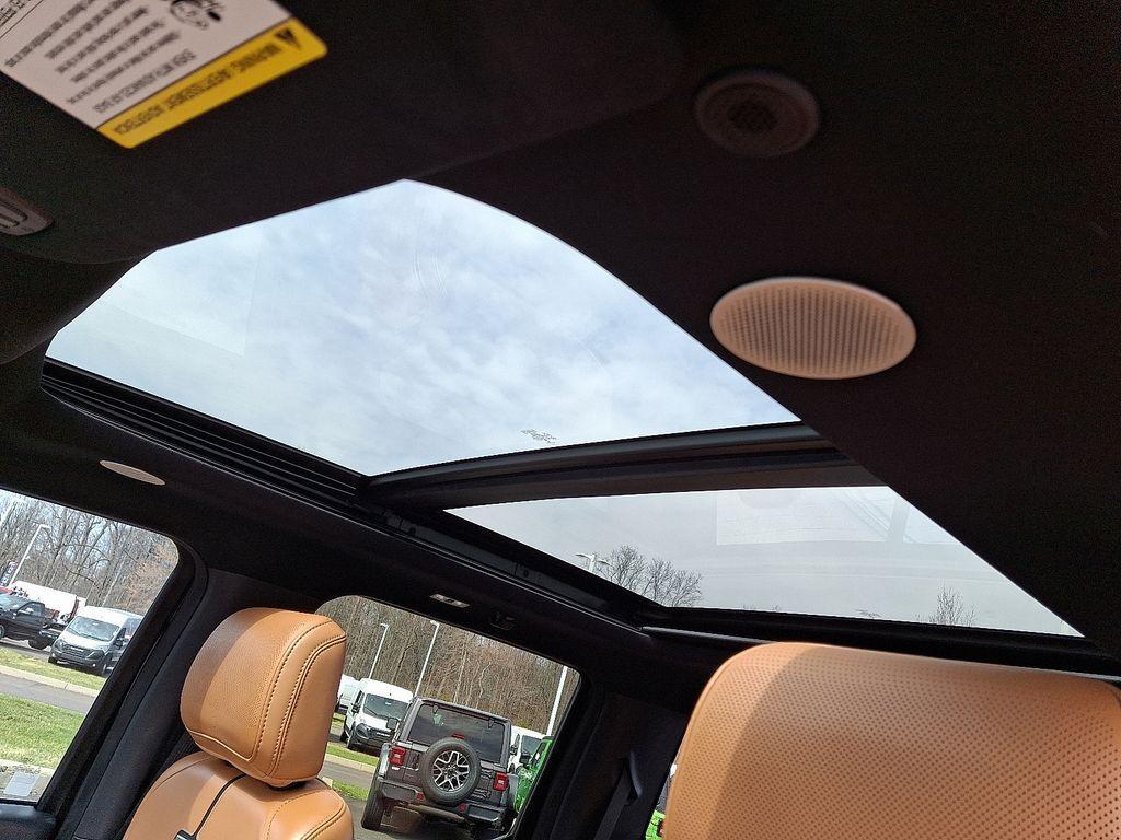 used 2021 Ford F-150 car, priced at $40,780