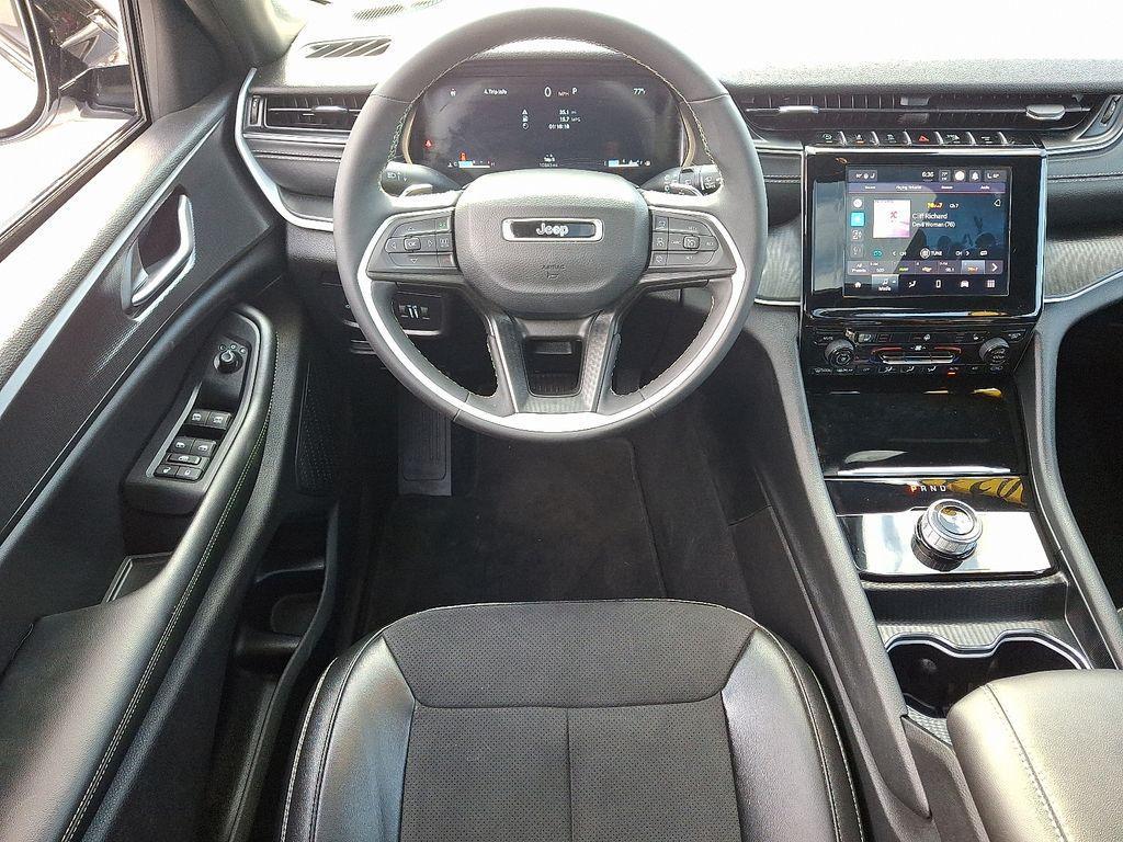 used 2024 Jeep Grand Cherokee car, priced at $40,045