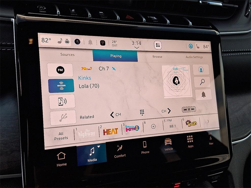 new 2025 Jeep Grand Cherokee car, priced at $51,821