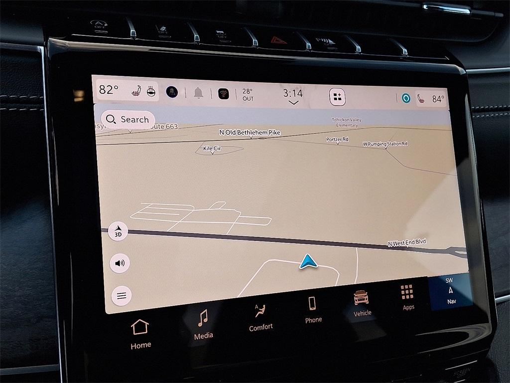 new 2025 Jeep Grand Cherokee car, priced at $51,821