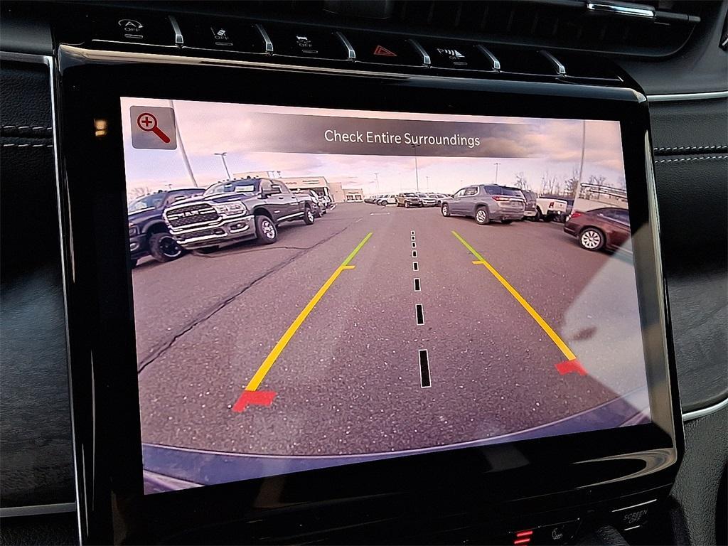 new 2025 Jeep Grand Cherokee car, priced at $51,821