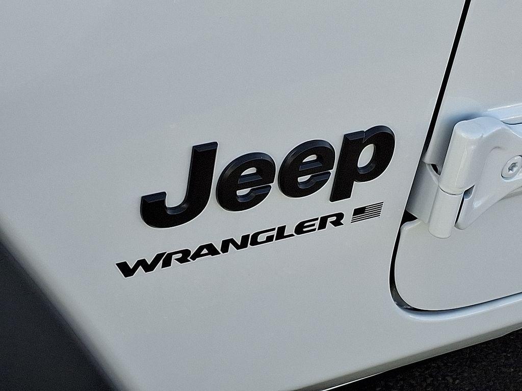 new 2026 Jeep Wrangler car, priced at $40,887