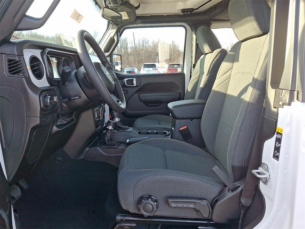 new 2026 Jeep Wrangler car, priced at $41,887