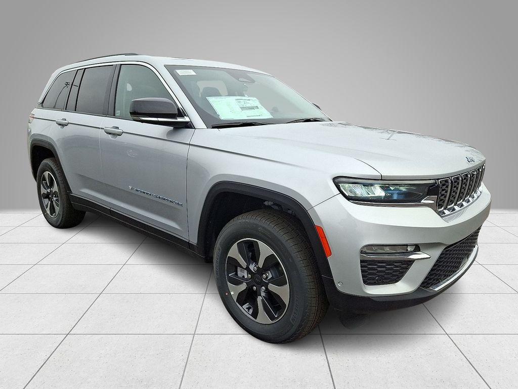 new 2024 Jeep Grand Cherokee 4xe car, priced at $40,235