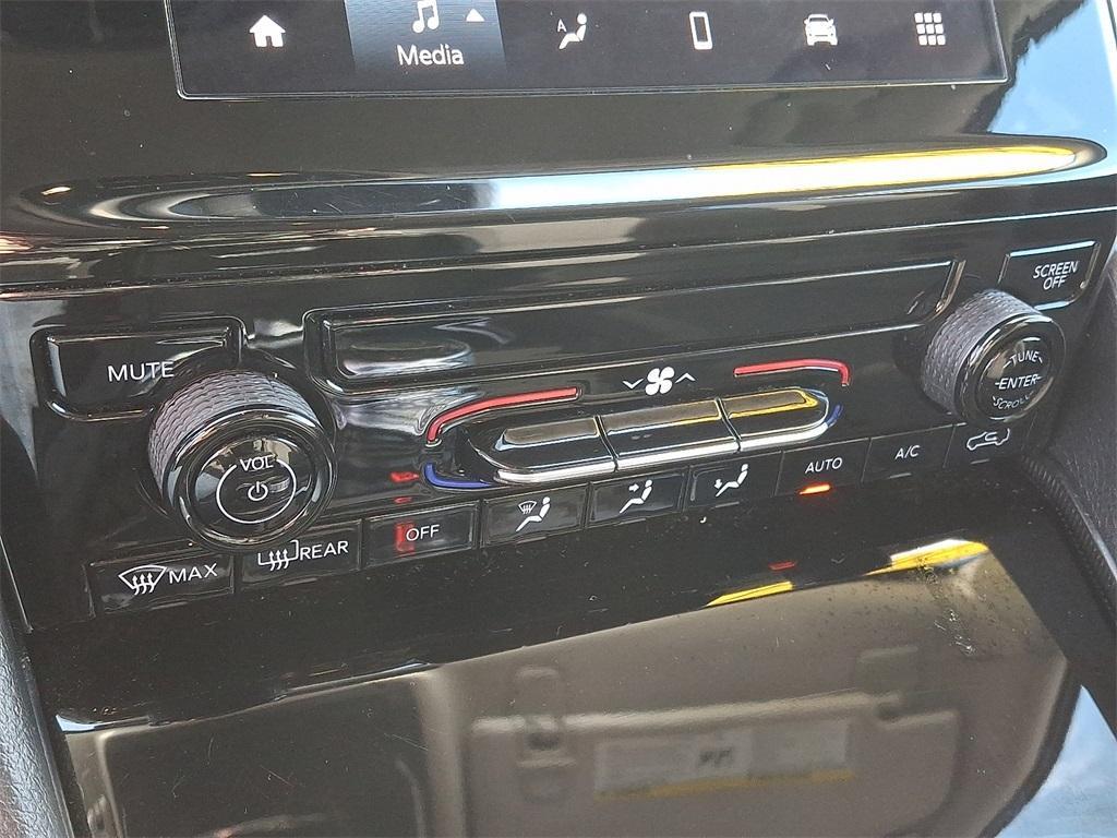 used 2024 Jeep Grand Cherokee L car, priced at $28,744