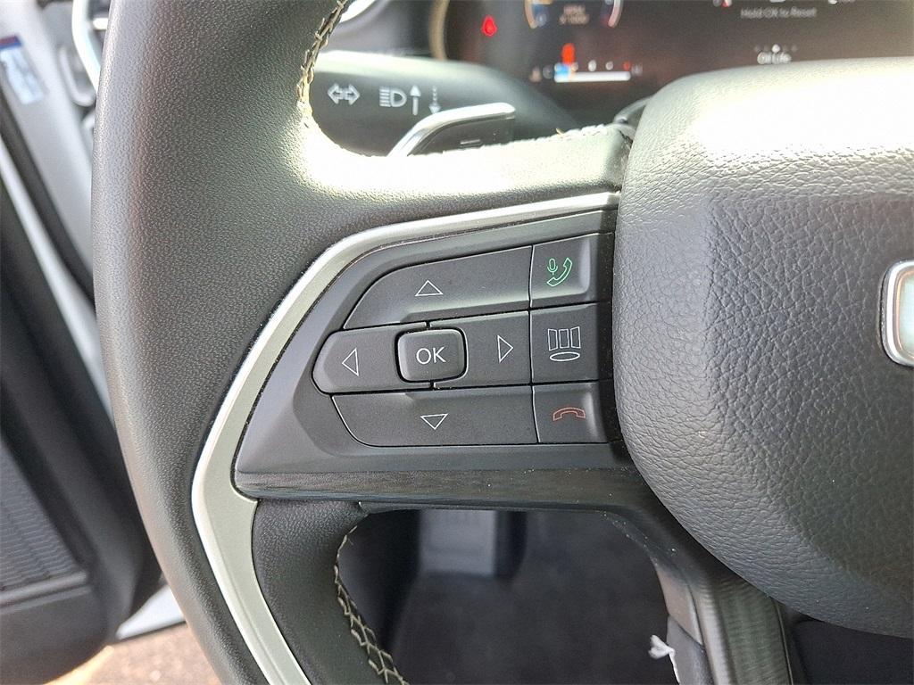 used 2024 Jeep Grand Cherokee L car, priced at $28,744