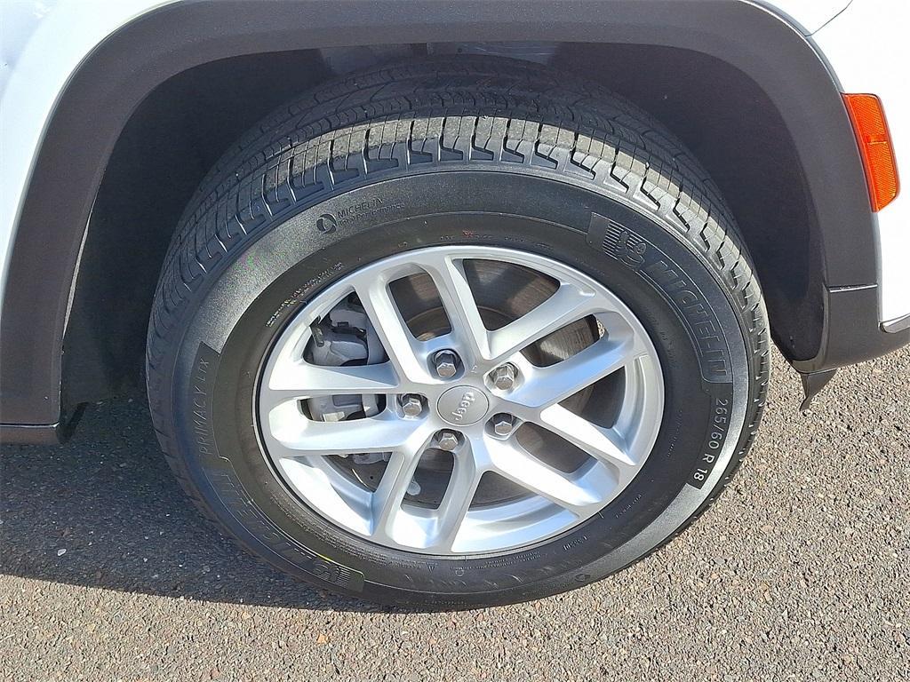 used 2024 Jeep Grand Cherokee L car, priced at $28,744