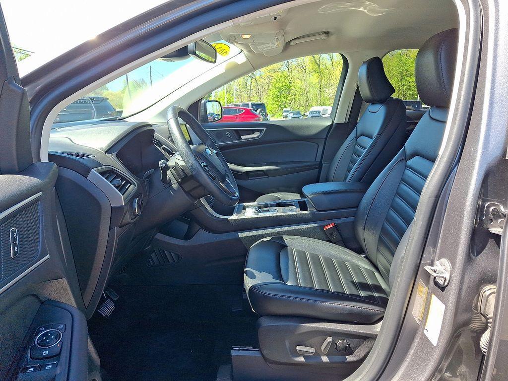 used 2024 Ford Edge car, priced at $27,979