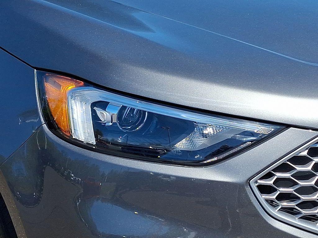 used 2024 Ford Edge car, priced at $27,979