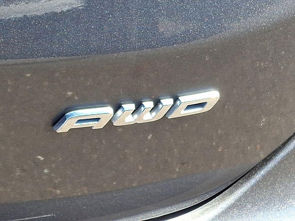 used 2024 Ford Edge car, priced at $27,979