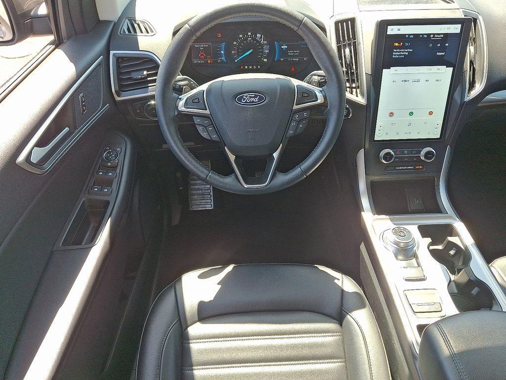 used 2024 Ford Edge car, priced at $27,979