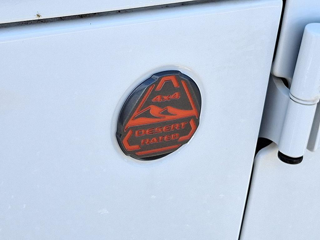 used 2020 Jeep Gladiator car, priced at $38,485