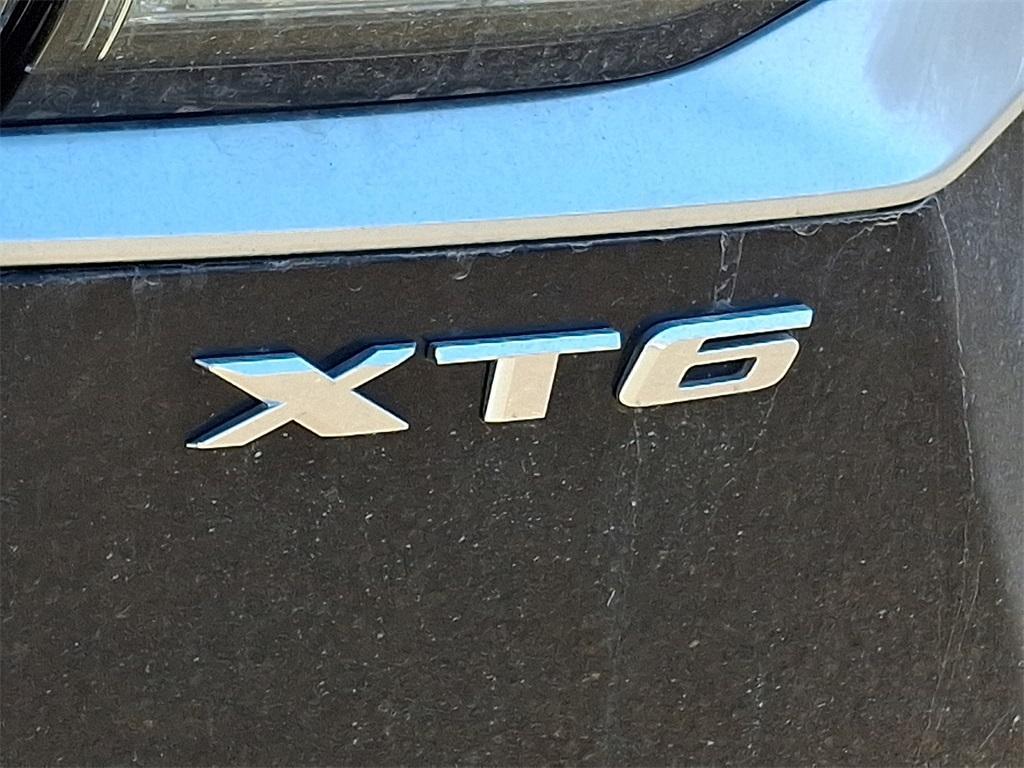 used 2021 Cadillac XT6 car, priced at $32,661