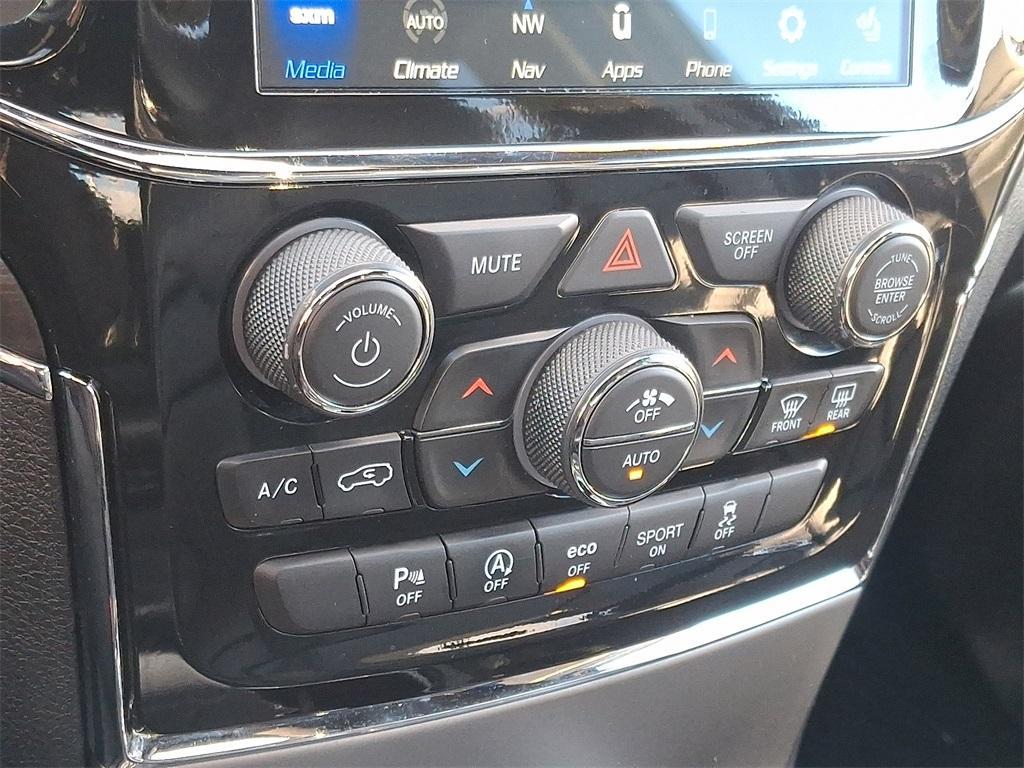 used 2022 Jeep Grand Cherokee WK car, priced at $27,995