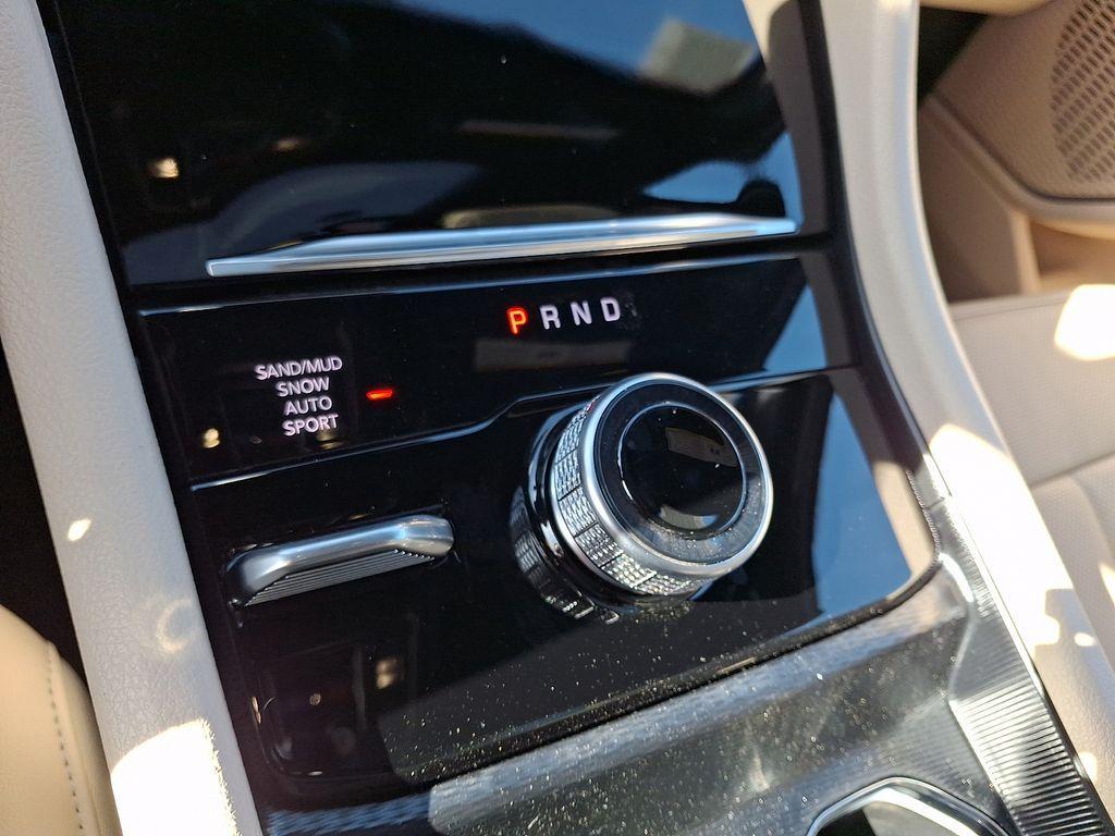 new 2026 Jeep Grand Cherokee L car, priced at $49,061