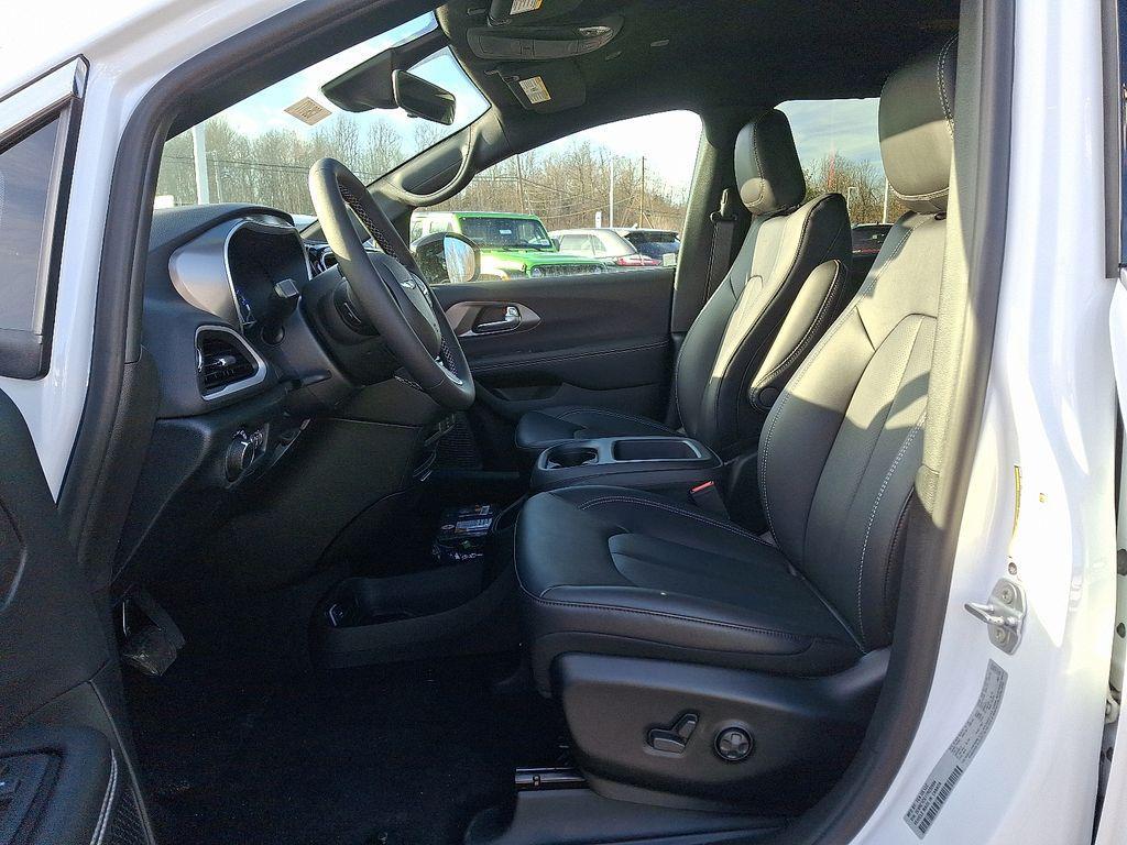 new 2026 Chrysler Voyager car, priced at $34,584